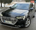 Чорний Ауді E-Tron, об'ємом двигуна 0 л та пробігом 73 тис. км за 28800 $, фото 1 на Automoto.ua