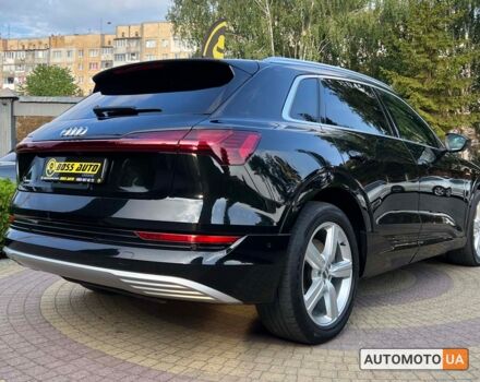 Черный Ауди E-Tron, объемом двигателя 95 л и пробегом 64 тыс. км за 35900 $, фото 6 на Automoto.ua