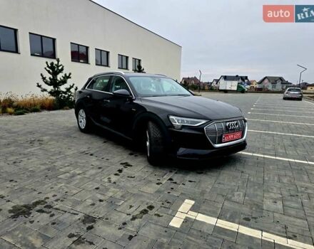 Чорний Ауді E-Tron, об'ємом двигуна 0 л та пробігом 135 тис. км за 22900 $, фото 9 на Automoto.ua