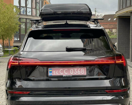 Черный Ауди E-Tron, объемом двигателя 0 л и пробегом 114 тыс. км за 28900 $, фото 5 на Automoto.ua