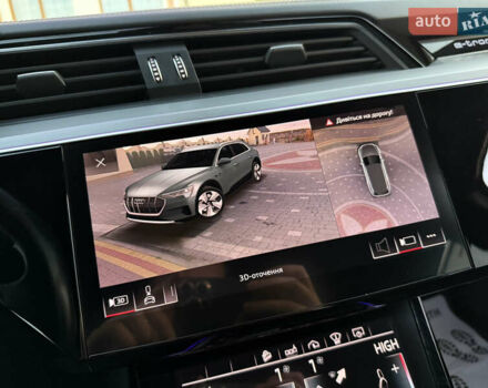 Черный Ауди E-Tron, объемом двигателя 0 л и пробегом 88 тыс. км за 31999 $, фото 93 на Automoto.ua