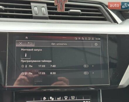 Черный Ауди E-Tron, объемом двигателя 0 л и пробегом 85 тыс. км за 31500 $, фото 37 на Automoto.ua