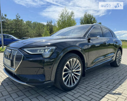 Черный Ауди E-Tron, объемом двигателя 0 л и пробегом 199 тыс. км за 27499 $, фото 10 на Automoto.ua