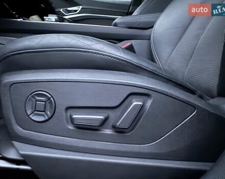 Черный Ауди E-Tron, объемом двигателя 0 л и пробегом 109 тыс. км за 28700 $, фото 34 на Automoto.ua