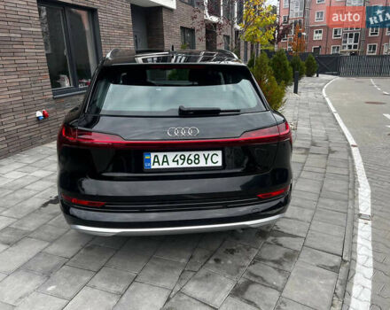 Чорний Ауді E-Tron, об'ємом двигуна 0 л та пробігом 138 тис. км за 25900 $, фото 2 на Automoto.ua