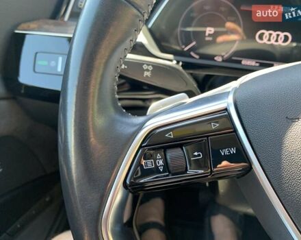 Чорний Ауді E-Tron, об'ємом двигуна 0 л та пробігом 65 тис. км за 33000 $, фото 39 на Automoto.ua