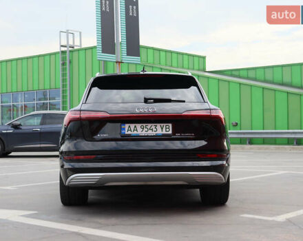 Черный Ауди E-Tron, объемом двигателя 0 л и пробегом 155 тыс. км за 37900 $, фото 2 на Automoto.ua