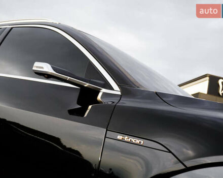 Черный Ауди E-Tron, объемом двигателя 0 л и пробегом 50 тыс. км за 31900 $, фото 23 на Automoto.ua