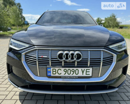 Черный Ауди E-Tron, объемом двигателя 0 л и пробегом 199 тыс. км за 27499 $, фото 2 на Automoto.ua