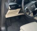 Чорний Ауді E-Tron, об'ємом двигуна 0 л та пробігом 137 тис. км за 27500 $, фото 7 на Automoto.ua