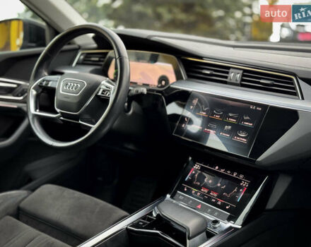 Чорний Ауді E-Tron, об'ємом двигуна 0 л та пробігом 140 тис. км за 26000 $, фото 65 на Automoto.ua