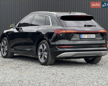 Черный Ауди E-Tron, объемом двигателя 0 л и пробегом 77 тыс. км за 30900 $, фото 27 на Automoto.ua