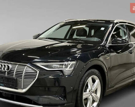 Черный Ауди E-Tron, объемом двигателя 0 л и пробегом 150 тыс. км за 27500 $, фото 3 на Automoto.ua