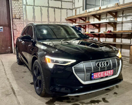 Черный Ауди E-Tron, объемом двигателя 0 л и пробегом 72 тыс. км за 25999 $, фото 15 на Automoto.ua