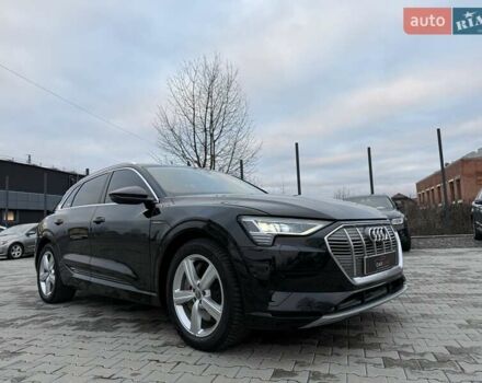 Черный Ауди E-Tron, объемом двигателя 0 л и пробегом 65 тыс. км за 29700 $, фото 17 на Automoto.ua