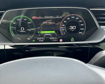 Чорний Ауді E-Tron, об'ємом двигуна 0 л та пробігом 204 тис. км за 21900 $, фото 27 на Automoto.ua