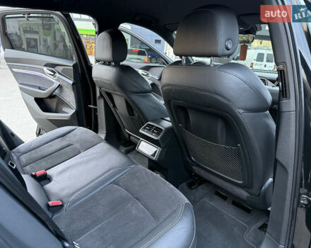 Черный Ауди E-Tron, объемом двигателя 0 л и пробегом 88 тыс. км за 29999 $, фото 76 на Automoto.ua