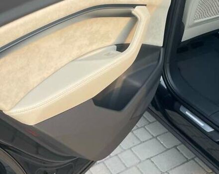Чорний Ауді E-Tron, об'ємом двигуна 0 л та пробігом 137 тис. км за 27500 $, фото 3 на Automoto.ua