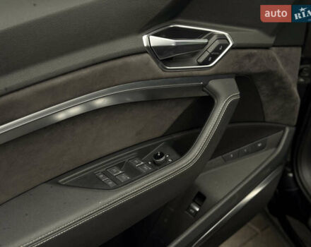 Черный Ауди E-Tron, объемом двигателя 0 л и пробегом 71 тыс. км за 34300 $, фото 10 на Automoto.ua