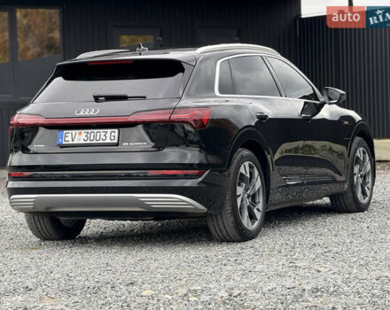 Черный Ауди E-Tron, объемом двигателя 0 л и пробегом 77 тыс. км за 30900 $, фото 22 на Automoto.ua
