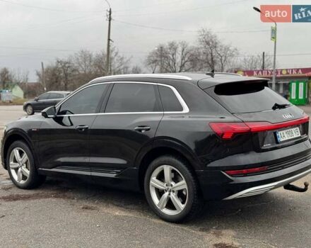 Ауди E-Tron 2019 в Киеве на Automoto.ua Черный Ауди E-Tron, объемом двигателя 0 л и пробегом 115 тыс. км за 28500 $, фото 5 на Automoto.ua