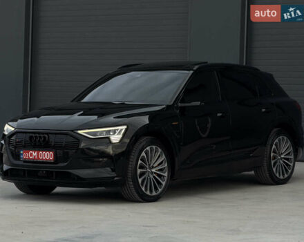 Чорний Ауді E-Tron, об'ємом двигуна 0 л та пробігом 162 тис. км за 28500 $, фото 2 на Automoto.ua