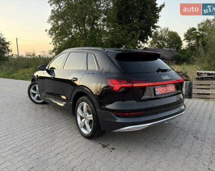 Черный Ауди E-Tron, объемом двигателя 0 л и пробегом 145 тыс. км за 26200 $, фото 9 на Automoto.ua