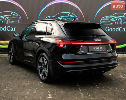 Черный Ауди E-Tron, объемом двигателя 0 л и пробегом 133 тыс. км за 28900 $, фото 20 на Automoto.ua