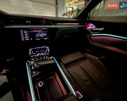 Черный Ауди E-Tron, объемом двигателя 0 л и пробегом 155 тыс. км за 37900 $, фото 41 на Automoto.ua