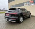 Чорний Ауді E-Tron, об'ємом двигуна 0 л та пробігом 142 тис. км за 23500 $, фото 4 на Automoto.ua