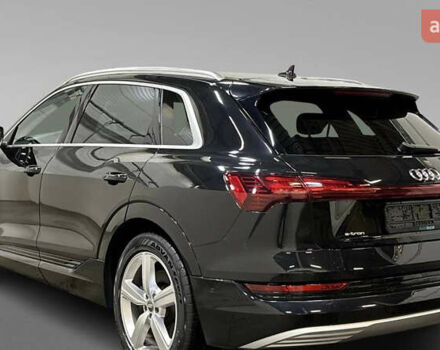 Черный Ауди E-Tron, объемом двигателя 0 л и пробегом 150 тыс. км за 27500 $, фото 2 на Automoto.ua