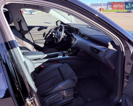 Чорний Ауді E-Tron, об'ємом двигуна 0 л та пробігом 118 тис. км за 19800 $, фото 14 на Automoto.ua