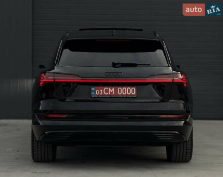 Чорний Ауді E-Tron, об'ємом двигуна 0 л та пробігом 162 тис. км за 28500 $, фото 12 на Automoto.ua