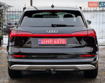Чорний Ауді E-Tron, об'ємом двигуна 0 л та пробігом 140 тис. км за 26000 $, фото 36 на Automoto.ua