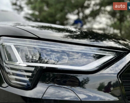 Черный Ауди E-Tron, объемом двигателя 0 л и пробегом 142 тыс. км за 36500 $, фото 12 на Automoto.ua