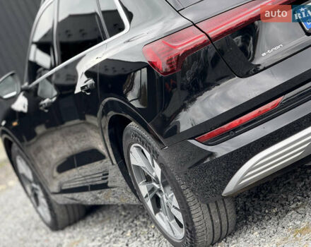 Черный Ауди E-Tron, объемом двигателя 0 л и пробегом 77 тыс. км за 30900 $, фото 21 на Automoto.ua