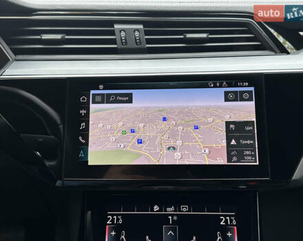 Черный Ауди E-Tron, объемом двигателя 0 л и пробегом 123 тыс. км за 28999 $, фото 37 на Automoto.ua