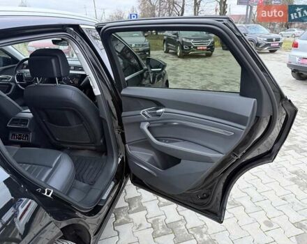 Черный Ауди E-Tron, объемом двигателя 0 л и пробегом 65 тыс. км за 29700 $, фото 33 на Automoto.ua