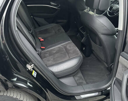 Черный Ауди E-Tron, объемом двигателя 0 л и пробегом 134 тыс. км за 27800 $, фото 37 на Automoto.ua