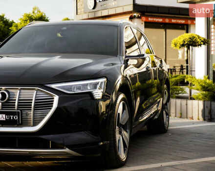 Черный Ауди E-Tron, объемом двигателя 0 л и пробегом 50 тыс. км за 31900 $, фото 17 на Automoto.ua