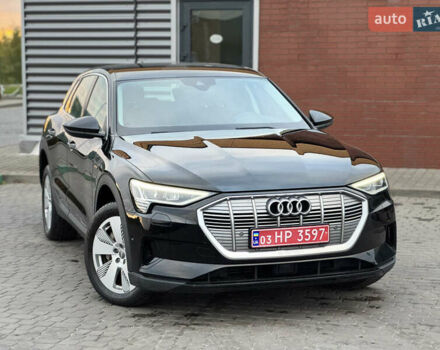 Ауді E-Tron 2019 у Рівному на Automoto.ua Чорний Ауді E-Tron, об'ємом двигуна 0 л та пробігом 220 тис. км за 23500 $, фото 1 на Automoto.ua