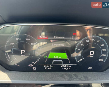 Чорний Ауді E-Tron, об'ємом двигуна 0 л та пробігом 95 тис. км за 32500 $, фото 17 на Automoto.ua