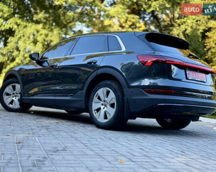 Черный Ауди E-Tron, объемом двигателя 0 л и пробегом 128 тыс. км за 28200 $, фото 42 на Automoto.ua