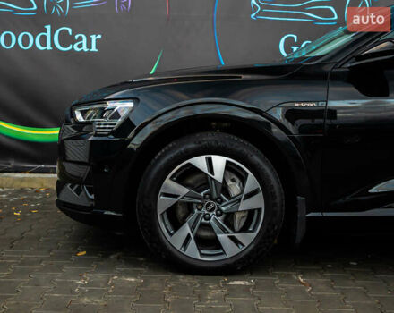 Черный Ауди E-Tron, объемом двигателя 0 л и пробегом 133 тыс. км за 28900 $, фото 9 на Automoto.ua