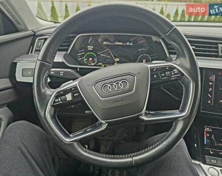 Чорний Ауді E-Tron, об'ємом двигуна 0 л та пробігом 135 тис. км за 22900 $, фото 21 на Automoto.ua