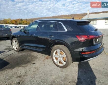 Черный Ауди E-Tron, объемом двигателя 0 л и пробегом 140 тыс. км за 9700 $, фото 2 на Automoto.ua