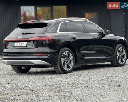 Черный Ауди E-Tron, объемом двигателя 0 л и пробегом 77 тыс. км за 30900 $, фото 26 на Automoto.ua
