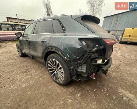 Чорний Ауді E-Tron, об'ємом двигуна 0 л та пробігом 97 тис. км за 19000 $, фото 12 на Automoto.ua