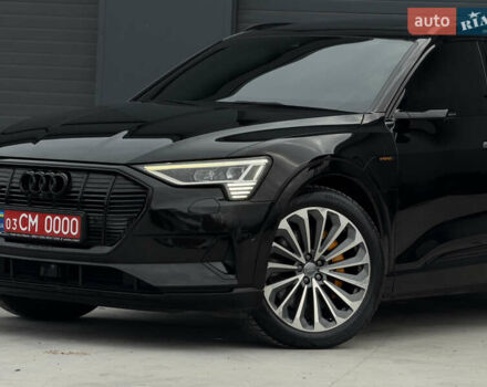 Чорний Ауді E-Tron, об'ємом двигуна 0 л та пробігом 162 тис. км за 28500 $, фото 34 на Automoto.ua
