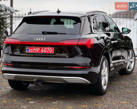 Чорний Ауді E-Tron, об'ємом двигуна 0 л та пробігом 140 тис. км за 26000 $, фото 3 на Automoto.ua